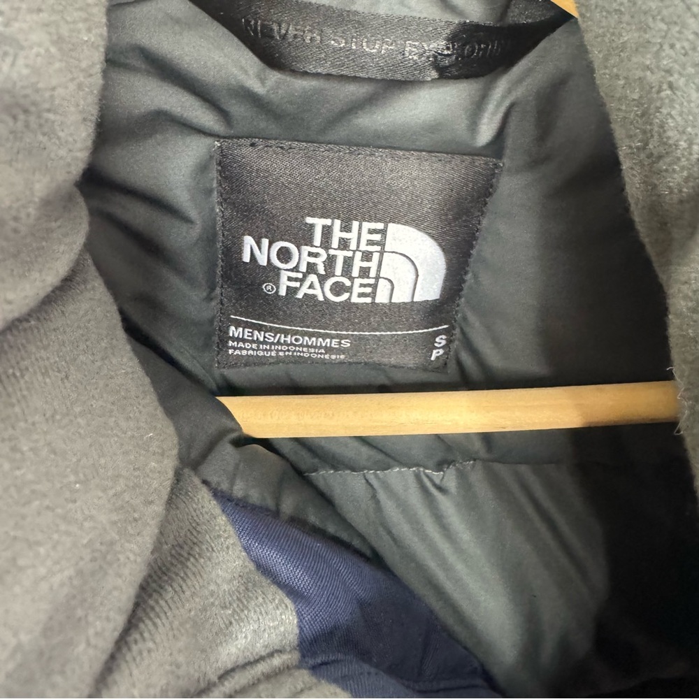 The North Face McMurdo Parka Jacket Bubble Coat Thick Winter Jacket Small - Picture 10 of 10